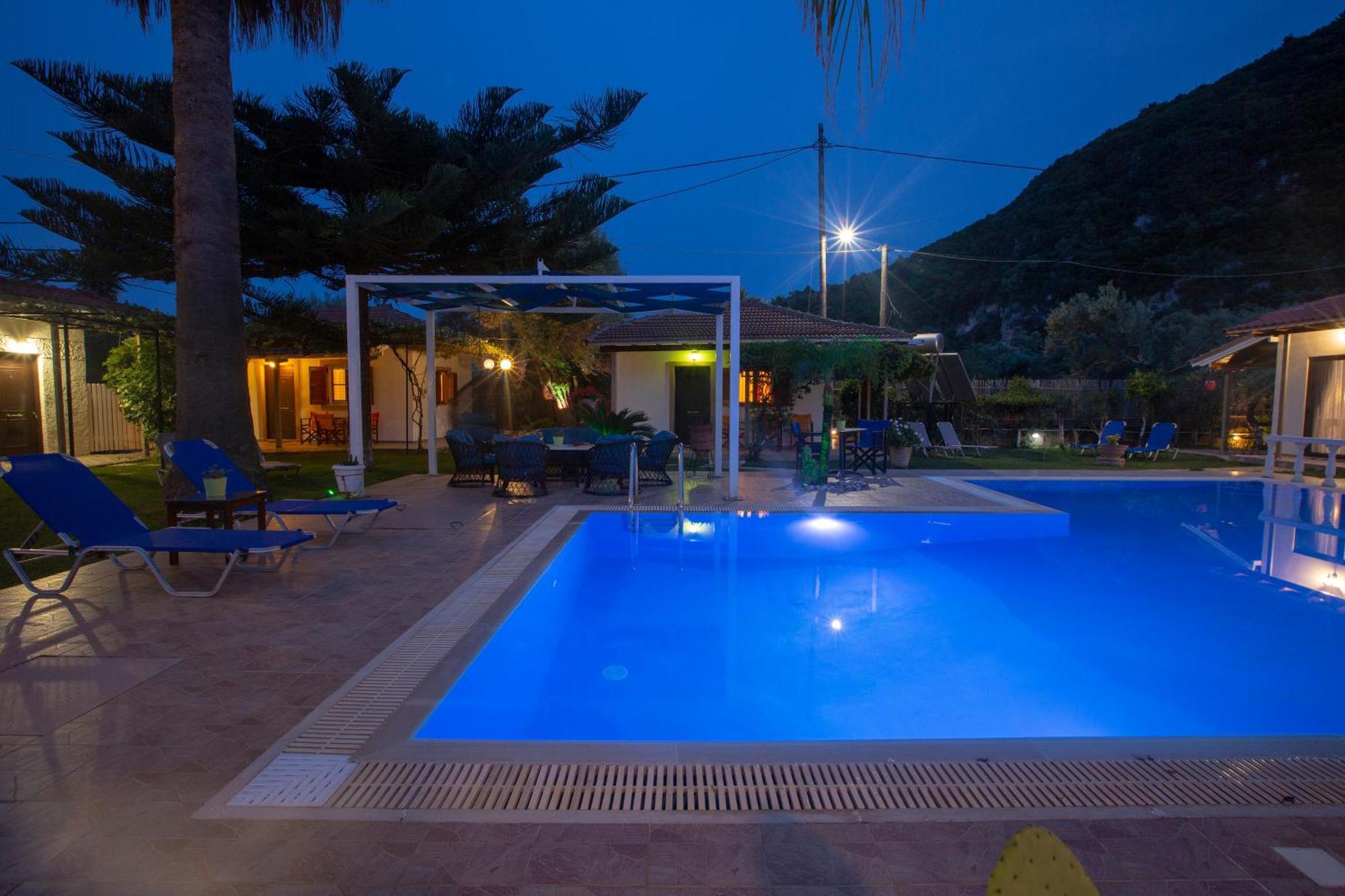 Villa Dimitris Apartments&Bungalows Frinion Luaran gambar