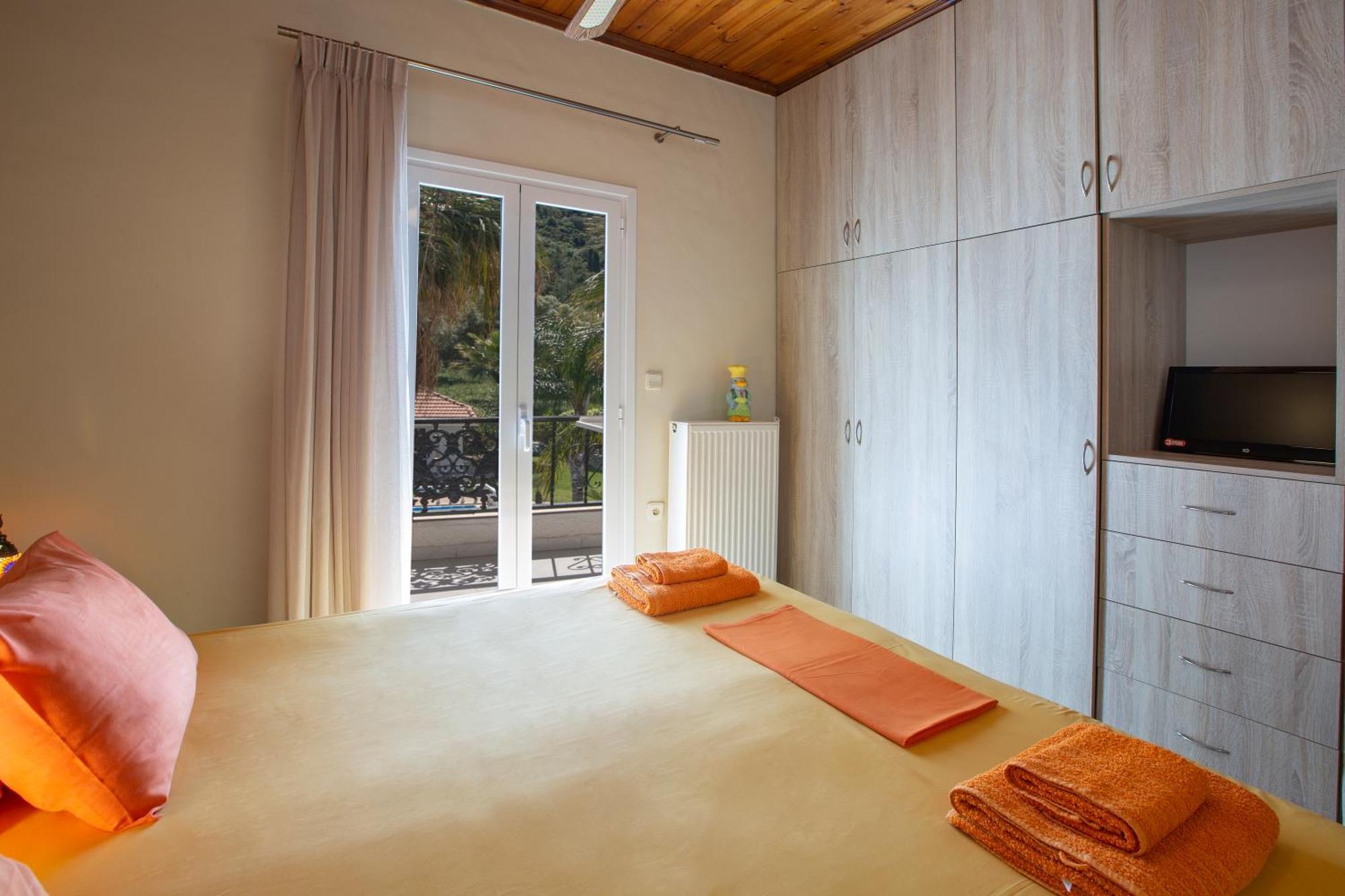 Villa Dimitris Apartments&Bungalows Frinion Luaran gambar
