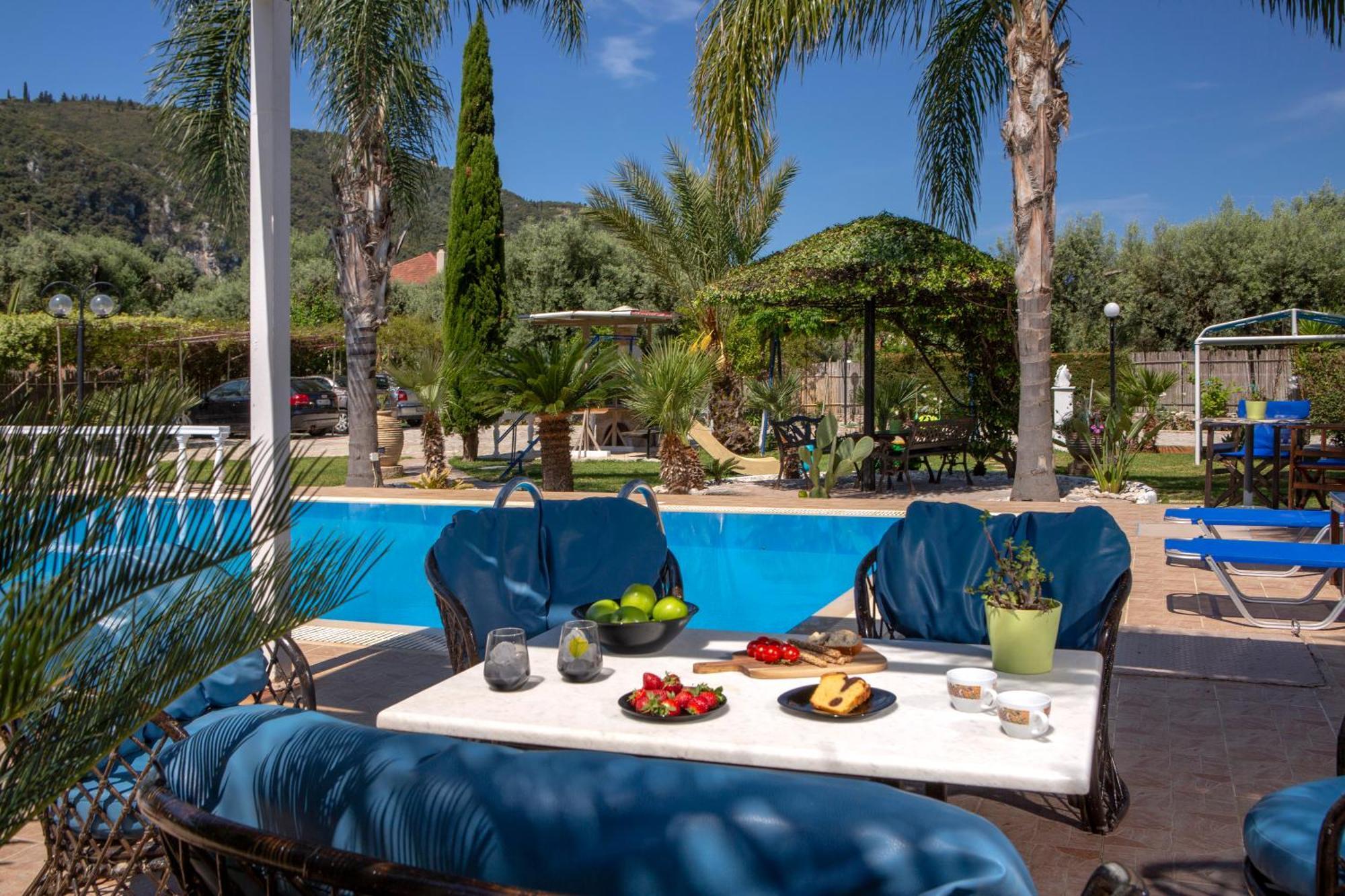 Villa Dimitris Apartments&Bungalows Frinion Luaran gambar