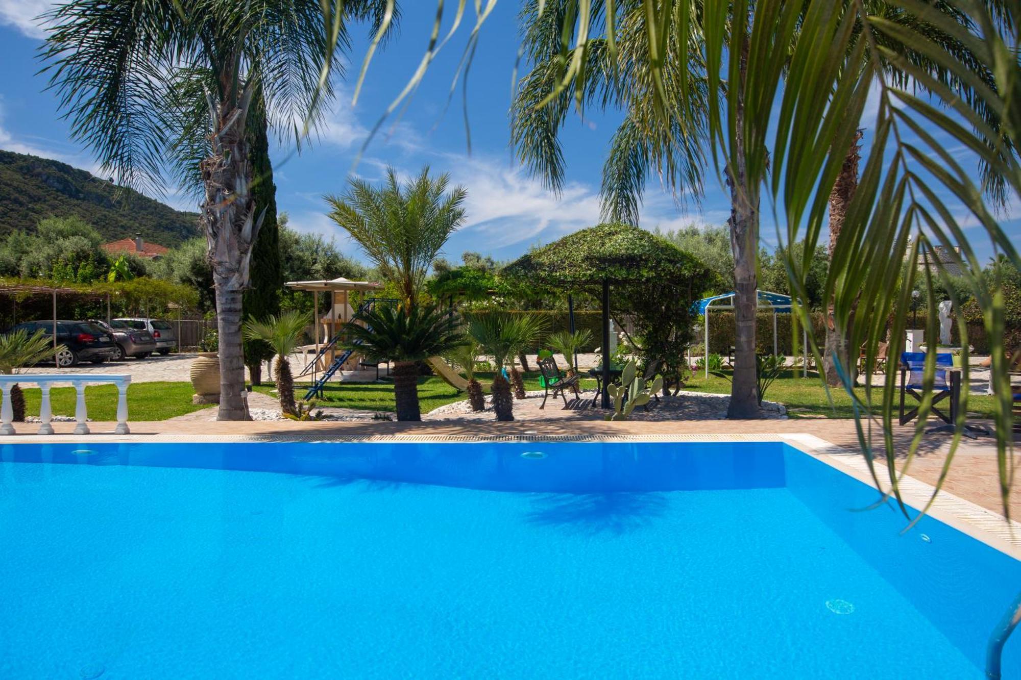 Villa Dimitris Apartments&Bungalows Frinion Luaran gambar