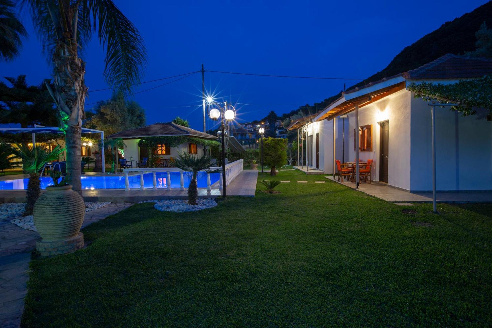 Villa Dimitris Apartments&Bungalows Frinion Luaran gambar